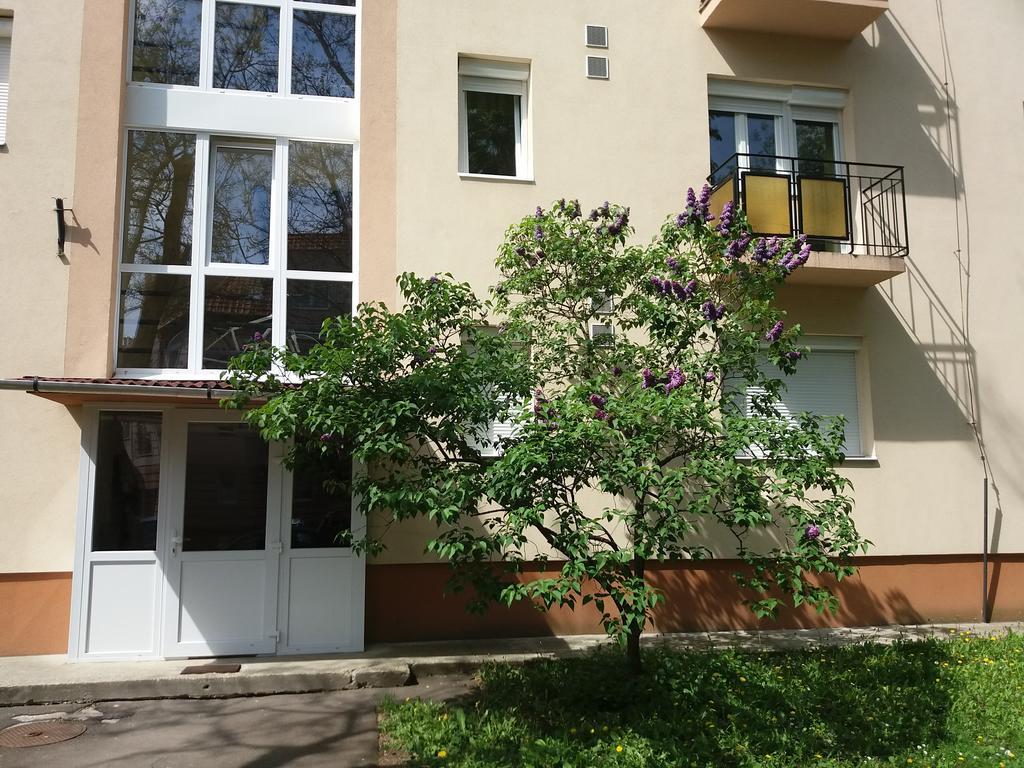 Like Apartman Eger Exterior photo